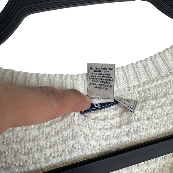 G.H. Bass & Co. Womens Medium White Knit Short Sleeve Sweater With Fringe Accent - Picture 7 of 10